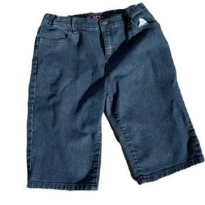 𝅺EUC Children’s Place denim shorts. Long.